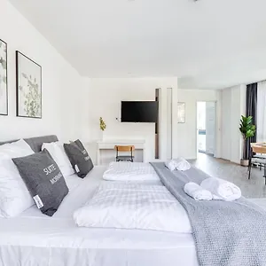 Limehome Friesenplatz - Digital Access 3*, Кёльн Германия