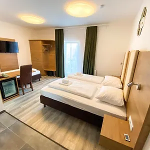 limok-rooms.bestleipzighotels.com/