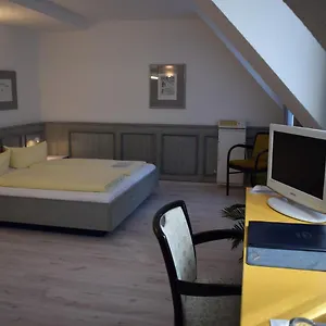 Hotel Avenue, Norimberga